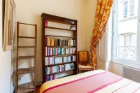 Charming Apartment / Historical Center Avignon / 200m Palace of Popes/AC - 2 Yıldız