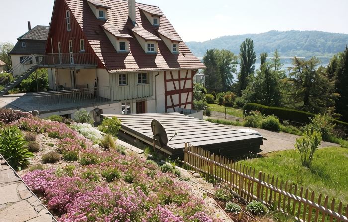 Historic timbered house with panoramic sea view, 200 m from the lake