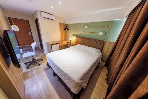 Hotel Village Confort - Parkplatz