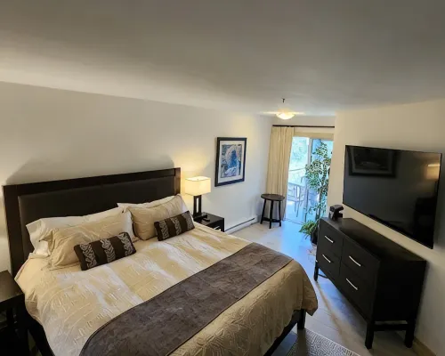 Relaxing retreat at Pacific Shores Resort Condo 1 Bedroom + Kitchen Hotéis em Nanaimo E