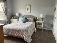 Lovely/Serene/Water View1st floor 2B/2BA Condo,10M-Beach. - Wifi