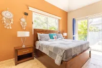 2 Bed 2 Bath Villa with Jacuzzi, High Speed Wi-Fi