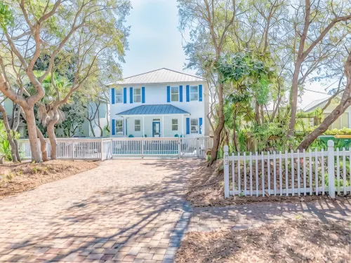 Amazing 6BR, 3 Min Walk to Beach, Private pool - Private Pools