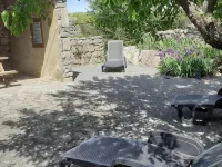 Gîte l'Escoussou 120m², 4 Bedrooms, Nature, Charm, Heated Pool, South Ardèche Hoteles en Joyeuse