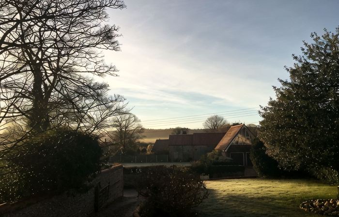 Luxury 4 bedroom North Norfolk cottage in lovely coastal village location