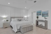 Oceanfront Islamorada Townhome- Private Dock, Pool & Pet-Friendly - 4-Star