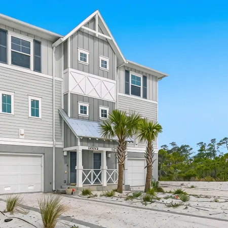 New Townhome with Private Beach Club