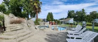 Relaxing retreat at Pacific Shores Resort Condo 1 Bedroom + Kitchen - piscina