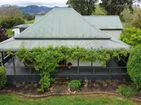 Be amongst nature in the 1890s farmhouse - a time you will never forget. 글로스터 호텔