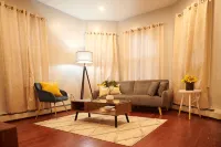 Cozy apartment 2nd 10min Walk Downtown | City View