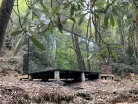 “Glass House3 - Modern Mirror Home w/ Hot-tub