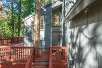 3 bedroom house with huge deck and central a/c - 4-Star