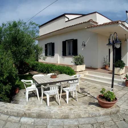 Villa Maria [Short Lets]