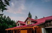 Quirky Farm Stay - 2 Bedrooms - Hot tub - balcón