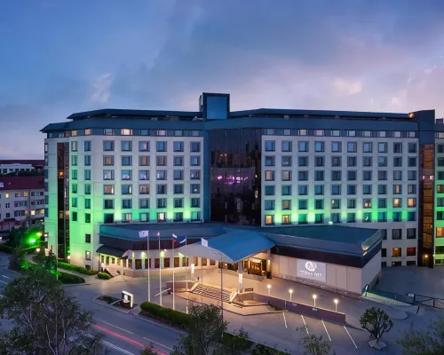 DoubleTree by Hilton Hotel Tyumen Hotels in Gorod Tyumen'