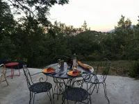 Charming stone house in the countryside Hoteles en Céret