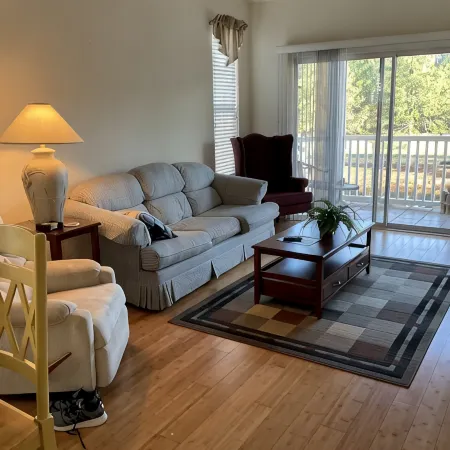 Beach/golf condo. Beach is less than 5 miles, golf is out the window