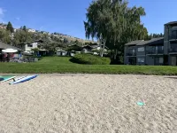 Lakefront Studio Condo~Step into the Lake at Spader Bay - 4-Star