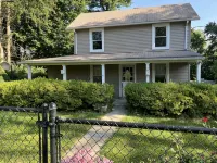 Entire 3 bedrooms/2 bathrooms fence yard, near Costco, Sam's