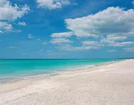 Beautiful Beach Longboat Key Townhouse