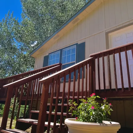 Lakeside, Dog friendly, Spectacular views,  RV/ Trailer parking