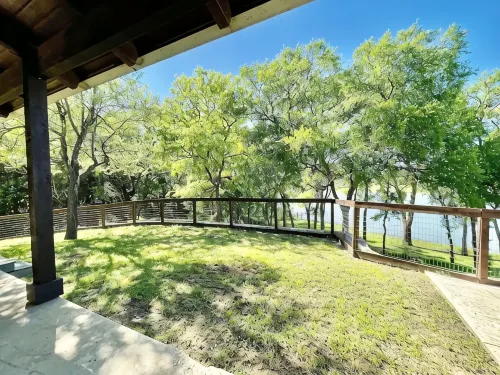 Peaceful Texas Ranch Retreat on the Lake - 4-Star