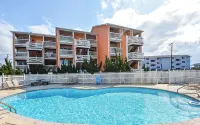 Hidden Gem at Seascapes E Bldg  POOL ! - Carolina Beach, NC.   Linens Included! - balcony