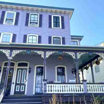 Victorian 2 bedroom flat 1 block from Beach! Hotel Exterior