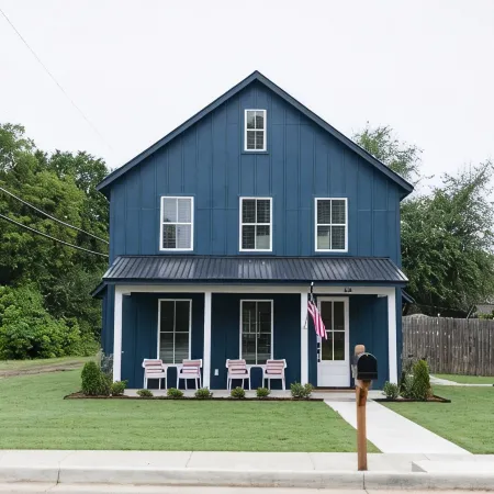 New Construction, walking distance to shops an restaurants in the Rose District!