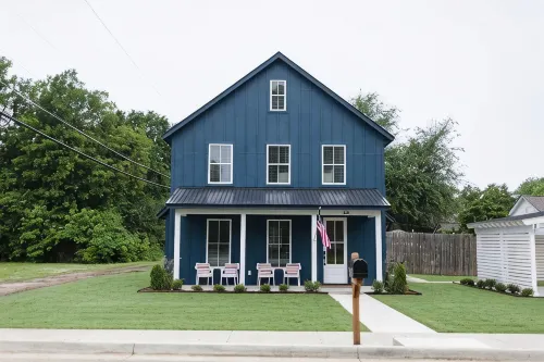 New Construction, walking distance to shops an restaurants in the Rose District!