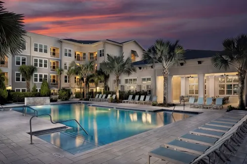 Resort Feel 2Br-King Bed-Pool-Hot Tub-Gym-Gated-Wifi-Elevator-Pet-Moffitt Cancer - Wifi