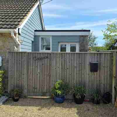 Coppice, Entire 1 bedroom annex, pet friendly. EV Charger. Hotel Exterior