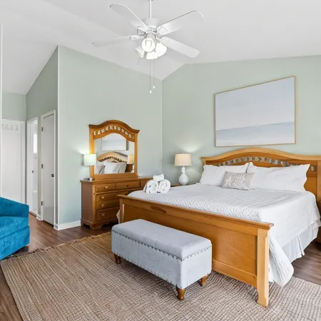 Little Pelican — Cozy Dog-Friendly Cottage · Steps to Gulf Beach · Sleeps 4