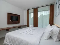 Casa Coco Resort Hotels in Tepus