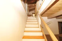 Townhouse in the mountains, close to Storyland and more!