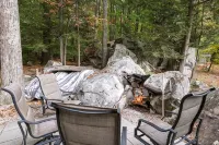 The Ultimate Getaway at a Charming Two-Bedroom Lakeside Cottage on Winnipesaukee - Homestays