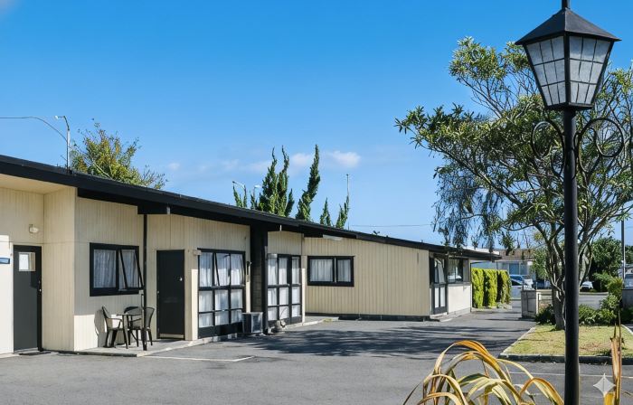 Spanish Lady Motel