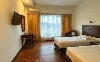 Parama Hotel - 3-Star