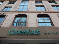 Classique Hotel Hotels near Tekka Place