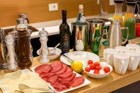 NAP Luxury Guest House Bovio - 朝食