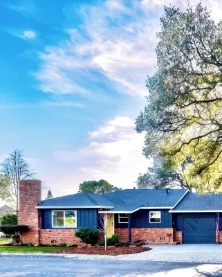 Folsom Old Town Escape - Beautifully renovated, short walk to Historic Folsom!