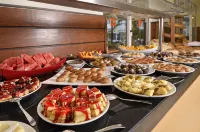 City's Hill Hotel - sarapan