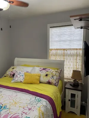 Welcome to Little Creek Ranch - A cozy cottage in charming Franklin - Country Houses