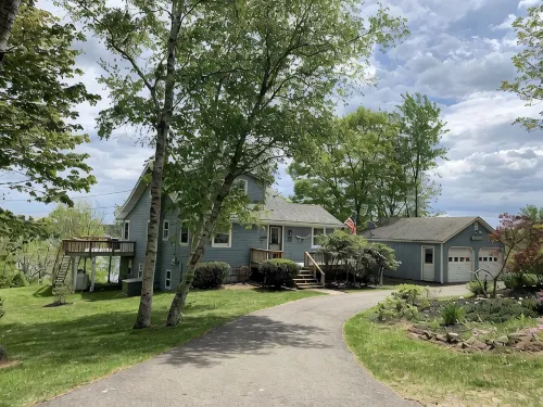Beautiful house on the Harpswell Peninsula over looking Casco Bay - 4-Star