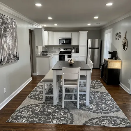 2 bedroom home in the heart of Paducah