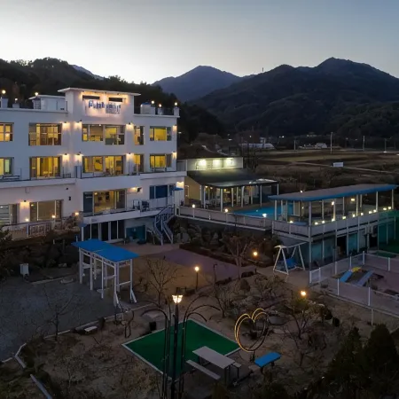 Yangyang Monti Pet Spa Pension