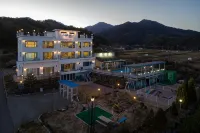 Yangyang Monti Pet Spa Pension - バスタブ