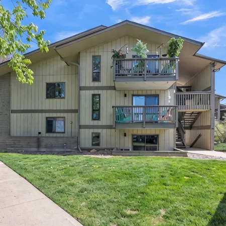 Boulder Retreat w/ Pool & Mountain Views