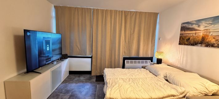 Sunny balcony with sea view directly on the beach Hotels in Femern