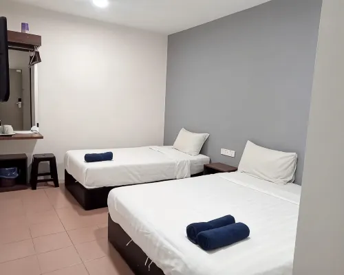 Dream House Hotel Rooms Photos